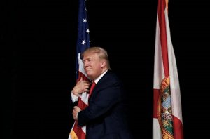 trump-drapeau