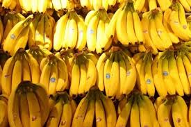 Bananes : l’importation sera également assurée par des entreprises publiques