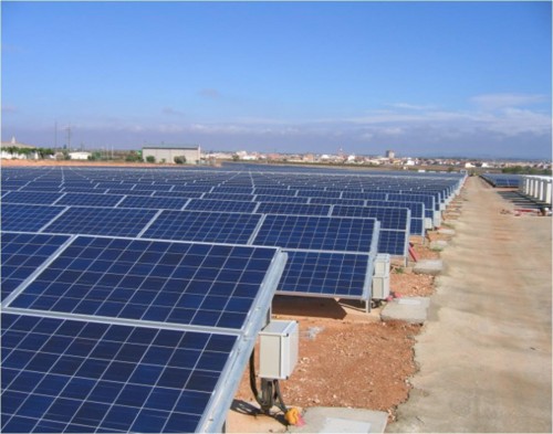 Énergies renouvelables : Une entreprise indienne s'intéresse au photovoltaïque et à la biomasse en Algérie