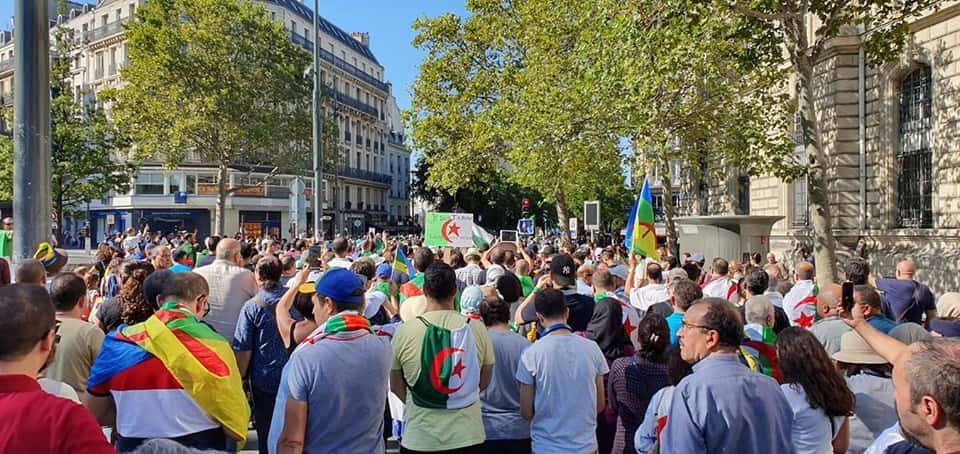 Collectif « Libérons l’Algérie » : 45ème rassemblement dimanche à Paris