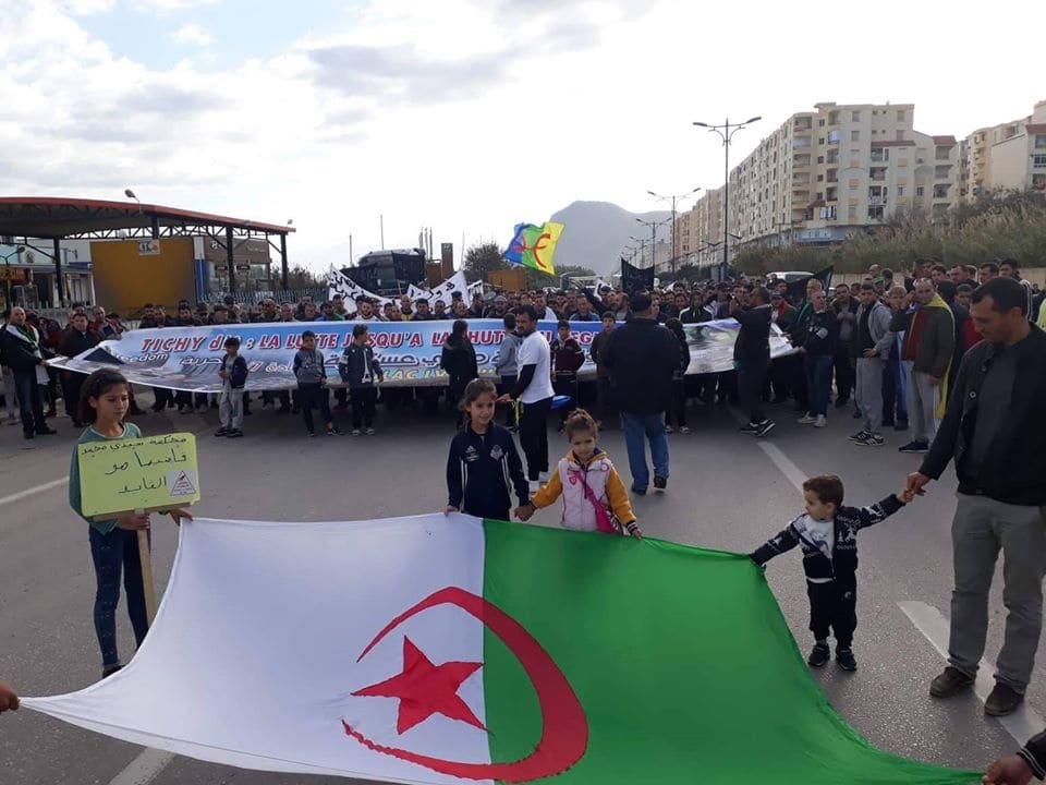 Rejet de la Présidentielle : Grève générale et marches à Béjaïa