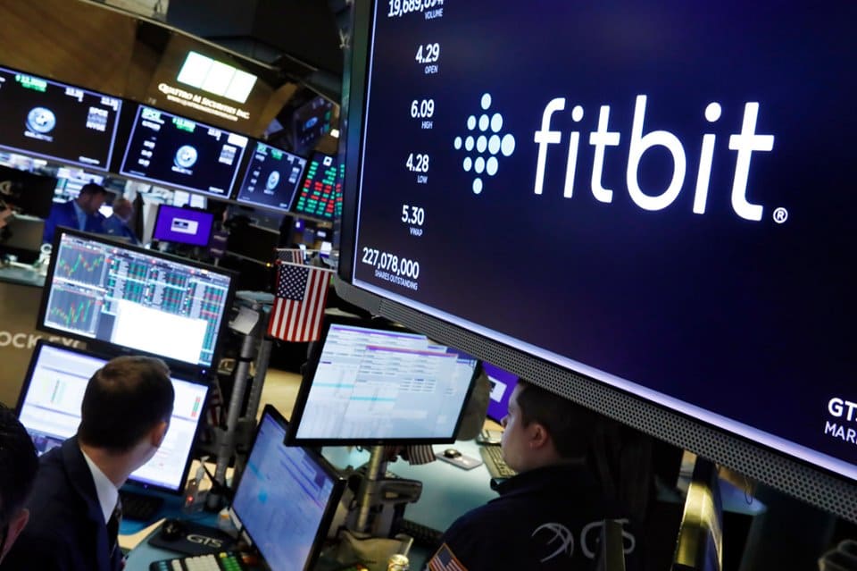 Google entre pleinement sur le marché des objets connectés en rachetant Fitbit