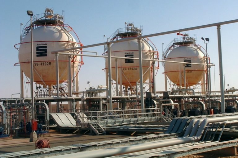 Sonatrach Record De Vente De GNL Sur Le March Spot En 2019