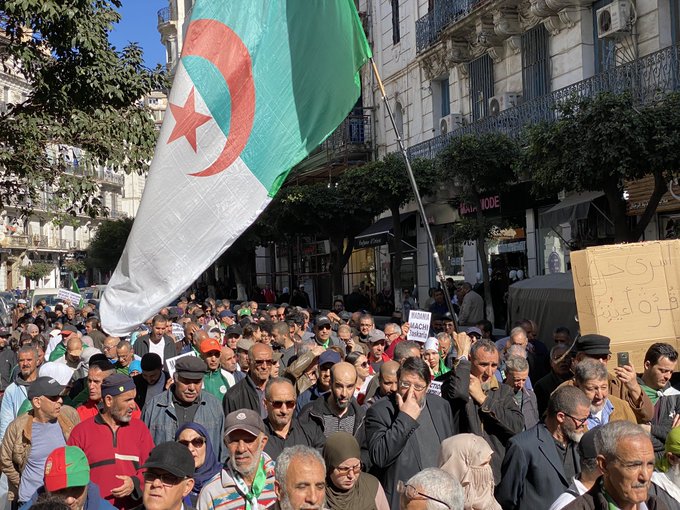 51è mardi : les étudiants maintiennent la pression à Alger