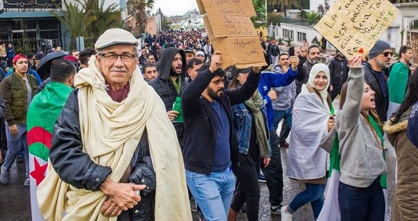 52e vendredi à Oran : L'enseignant universitaire Messaoud Babadji arrêté
