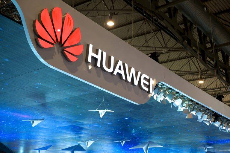 Huawei annonce l'implantation d'«unités de production» en Europe
