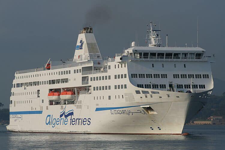 Transport maritime : l'Algérie va instaurer le pass sanitaire pour les voyageurs