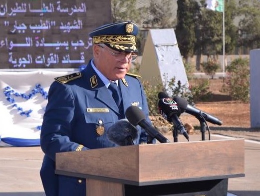 Le président de Tebboune met fin aux fonctions du commandant des forces aériennes