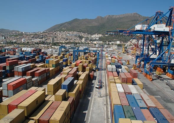 Le port de Béjaïa paralysé par une grève générale
