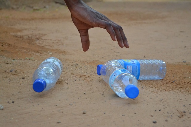 Tri des déchets à Oran : Des bouteilles en plastique contre des tickets de crédit téléphonique