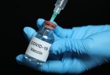 Covid-19 : un cas de forte réaction allergique au vaccin Pfizer en Alaska Bekat Brkani: « Le vaccin contre le coronavirus sera distribué gratuitement en Algérie »