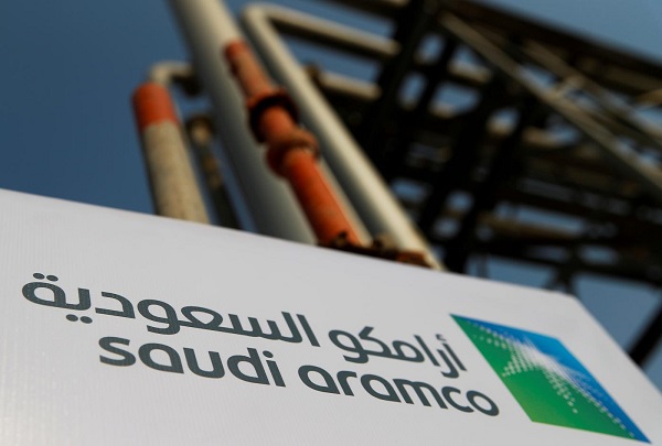 Le pétrole entame la semaine en léger recul sous la pression d'Aramco