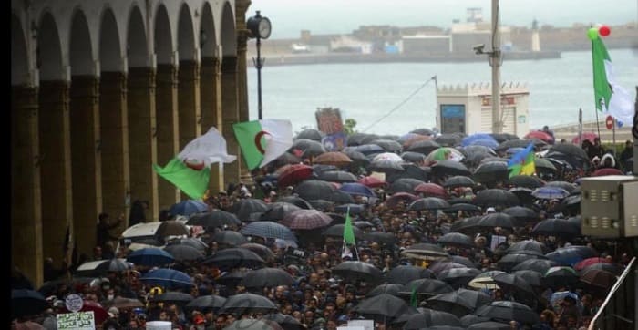 113ème vendredi du Hirak : Malgré le mauvais temps et le Ramadan, la mobilisation au rendez-vous