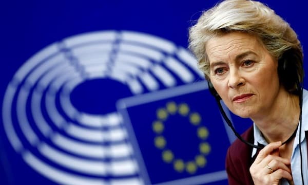 L'UE a exporté plus d'un milliard de doses de vaccins anti-Covid, selon la présidente de la commission européenne