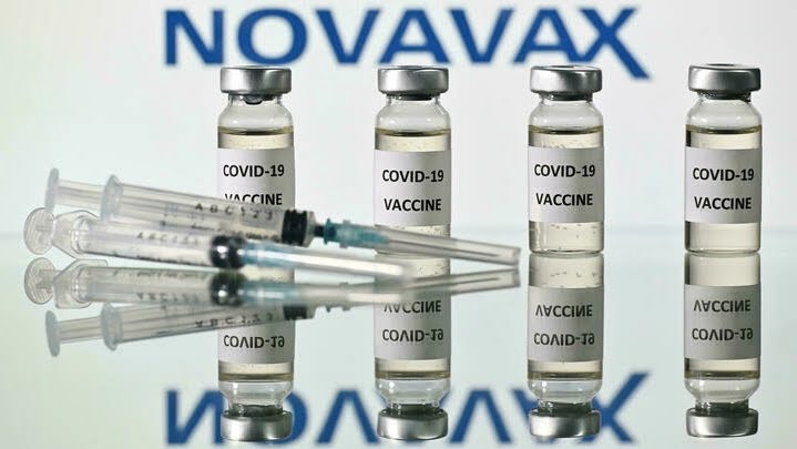 Covid-19 : l'Agence européenne des médicaments autorise le vaccin de Novavax, sans ARN messager