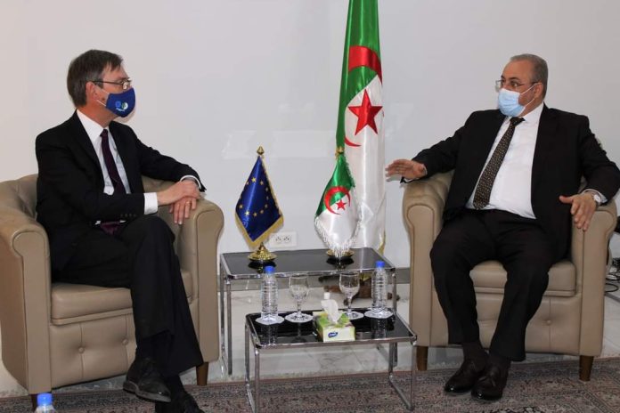 Algérie/UE : Entretien entre Zeghdar et Eckert sur la coopération économique et industrielle