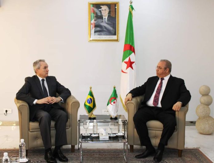 Industrie : Zeghdar appelle les entreprises brésiliennes à investir en Algérie