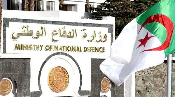 Sécurité extérieure : le Général-Major M'henna Djebbar nouveau directeur général
