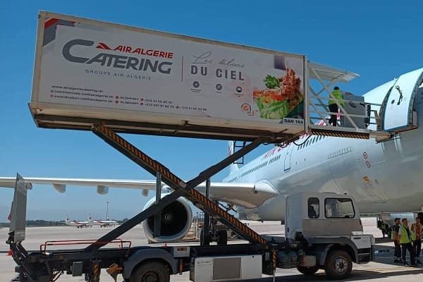Repas Air Algérie : la FAC appelle les passagers à être 