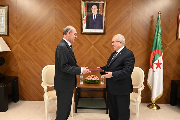 Lamamra reçoit le nouvel ambassadeur de Russie en Algérie