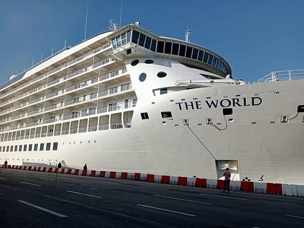 Le navire «The World» fait escale à Oran avec 140 touristes à bord
