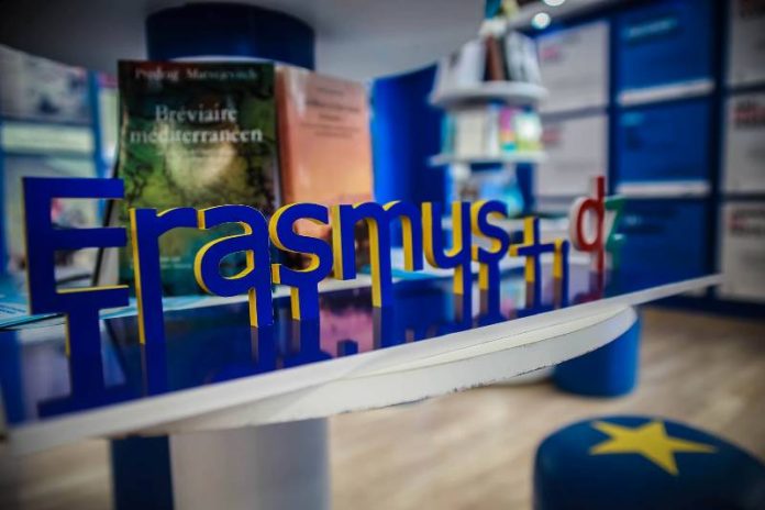 Erasmus Mundus : 170 bourses pour les étudiants algériens en master