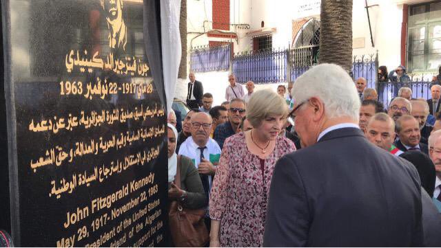 Alger : Inauguration d'une plaque en hommage à l'ancien président américain John Kennedy