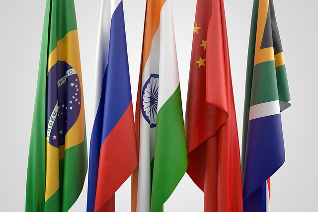 Plus d'une douzaine de pays frappent à la porte des BRICS