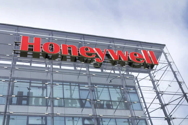 Honeywell rattrapé par deux affaires de corruption en Algérie et au Brésil