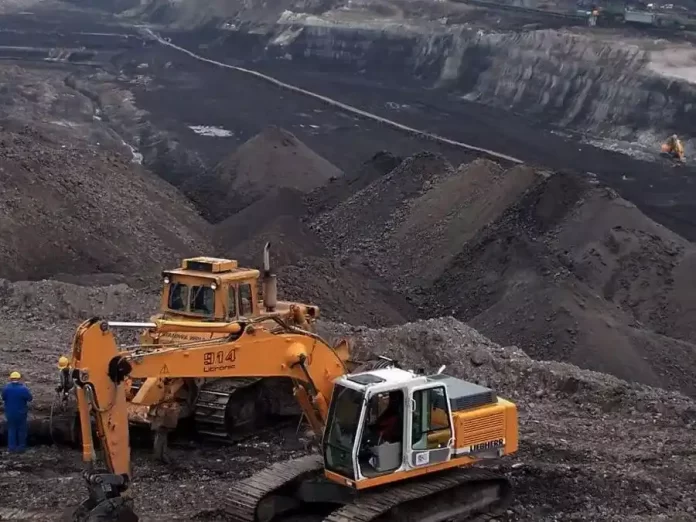 Mine de Menounet (Bechar) : Les opérations d’extraction du charbon entamées en avril 2023