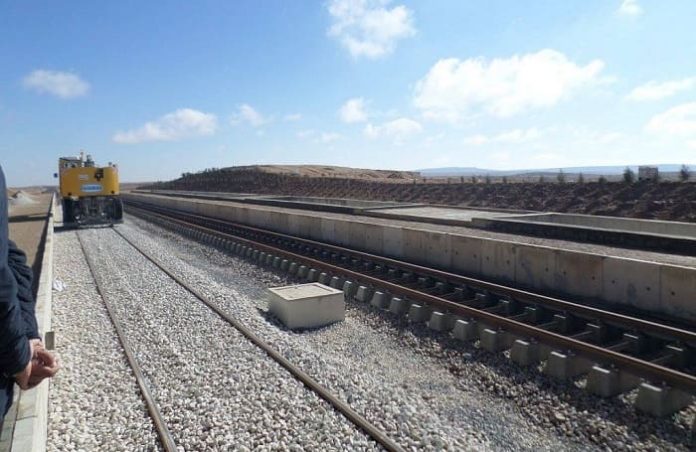 El Hadjar prêt à approvisionner les grands projets ferroviaires en matières premières