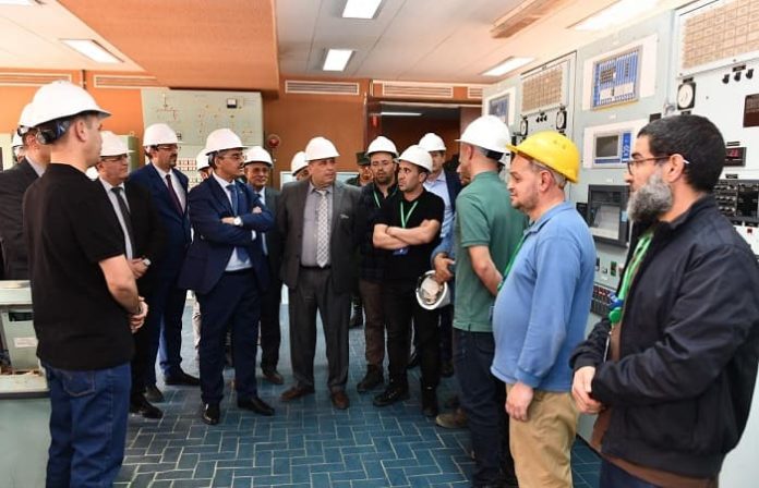 Sonatrach : Hakkar inspecte les unités de production du groupe Zarzaitine dans le bassin d'Illizi