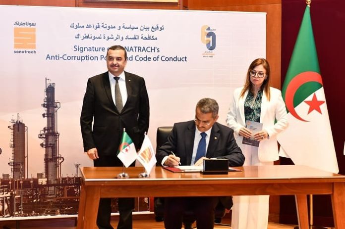 Sonatrach : Signature de la Politique et du Code de Conduite Anti-corruption