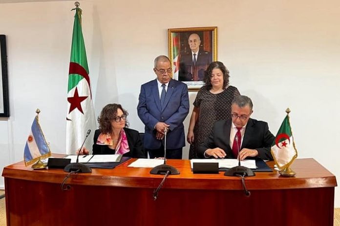 Produits pharmaceutiques : Signature d'un protocole d'accord entre l'Algérie et l'Argentine