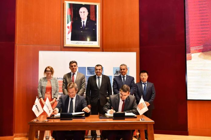 Sonatrach : Signature du contrat de réalisation d'un complexe pétrochimique à Arzew et d'une convention de financement