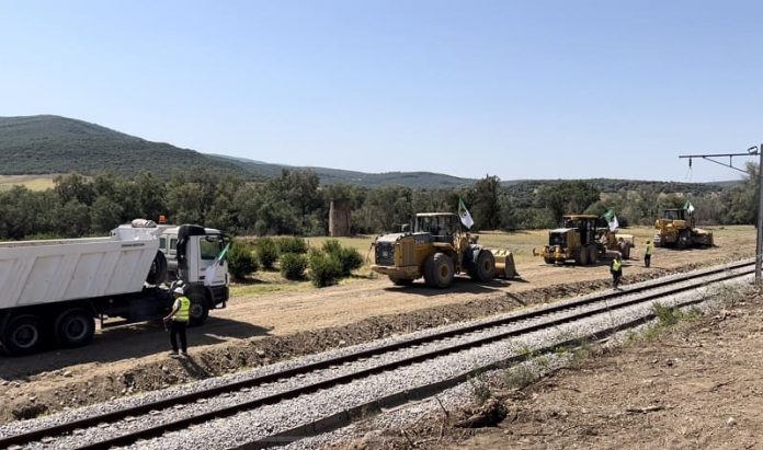 Guelma: pose de la 1e pierre du projet de dédoublement du chemin de fer minier de l’Est à Oued Fragha