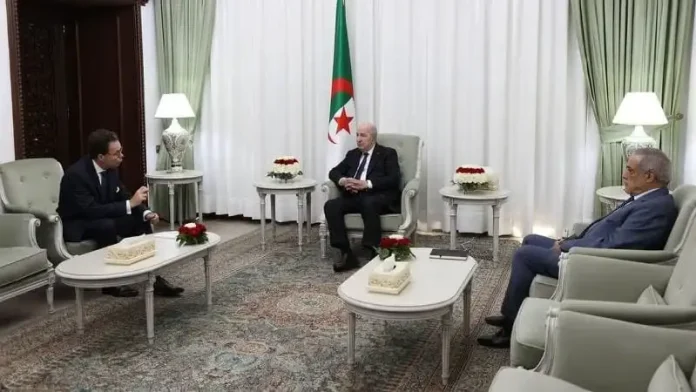 Le Président de la République reçoit l'ambassadeur de France en Algérie