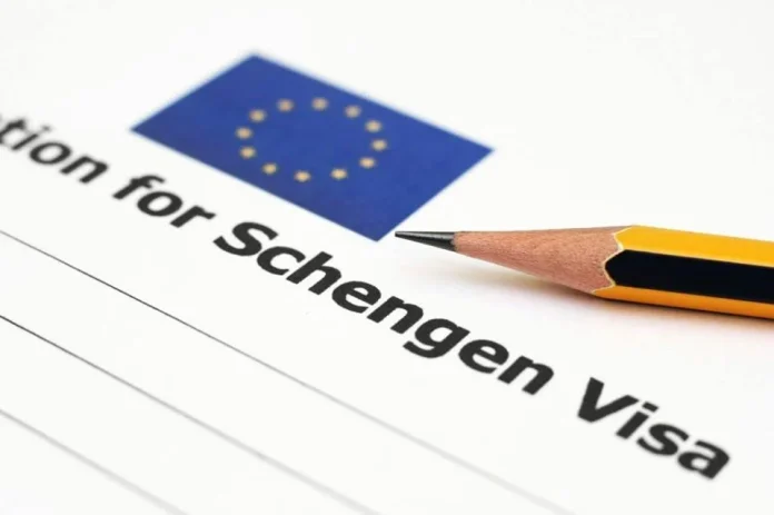 Visa Schengen : le Conseil de l'UE donne son feu vert à la numérisation de la procédure de visa