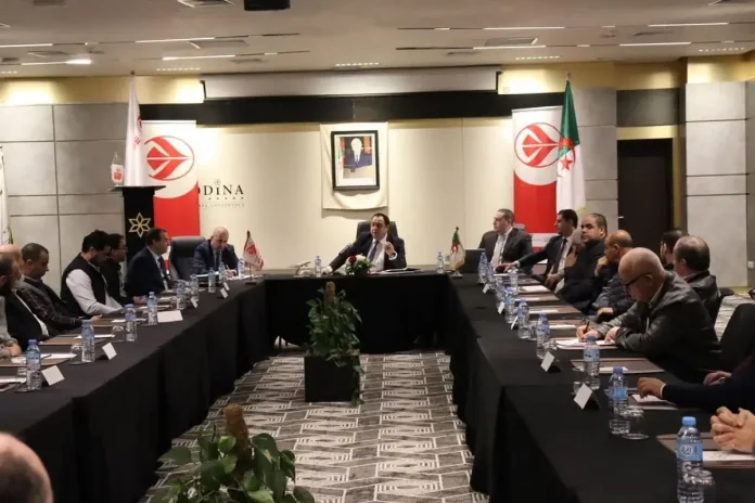 Air Algérie : Benslimane rencontre les représentants des agences de voyage à Oran