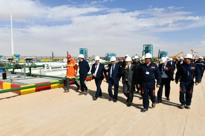 Le PDG de Sonatrach inspecte les projets de développement de la Direction régionale de Hassi Messaoud