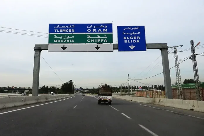 Autoroute Est-Ouest : réouverture partielle du tronçon Chiffa-Alger après le renversement d'un camion