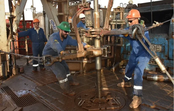 Pétrole : l'Algérie prolonge sa réduction volontaire supplémentaire de 51.000 barils/jour jusqu'à fin juin prochain