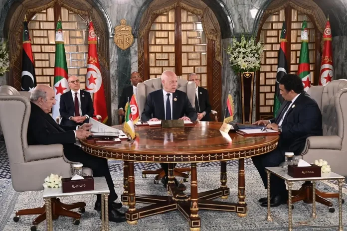 Réunion consultative entre les dirigeants de l'Algérie, de la Tunisie et de la Libye : unifier les positions et intensifier la concertation